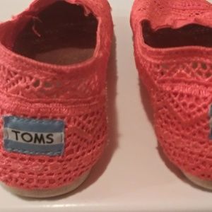 Toms shoes